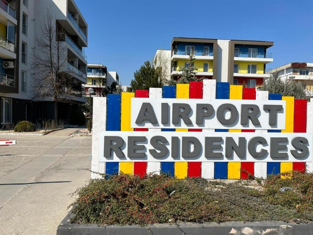 奥托佩尼Beside Airport公寓 外观 照片